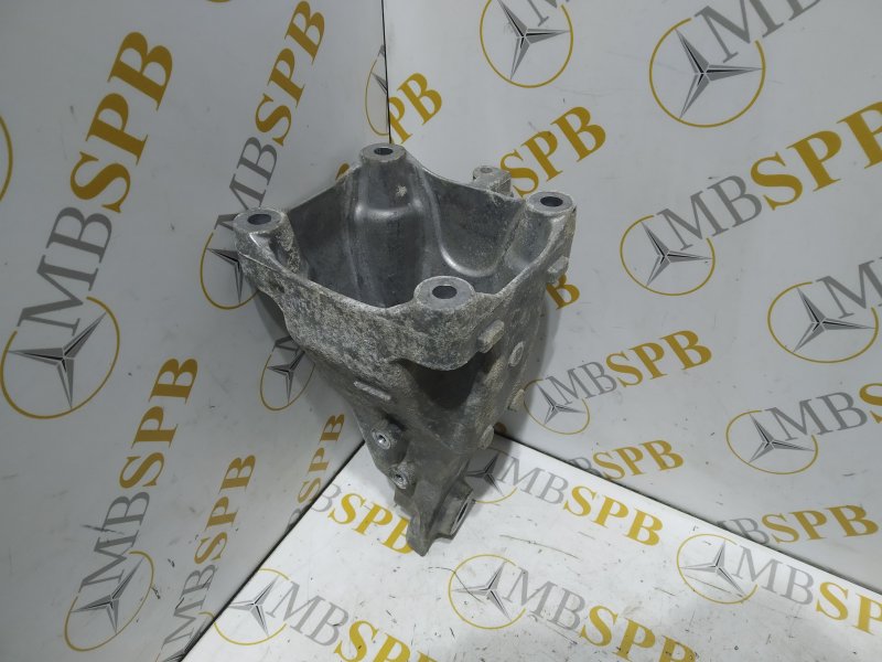 кронштейн двигателя, 1045 рублей, Санкт-Петербург