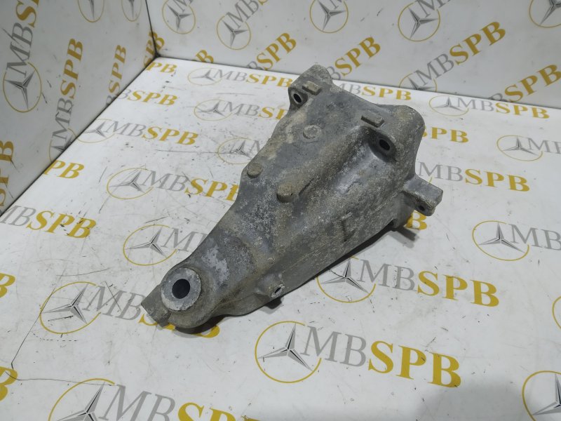 кронштейн двигателя, 1045 рублей, Санкт-Петербург