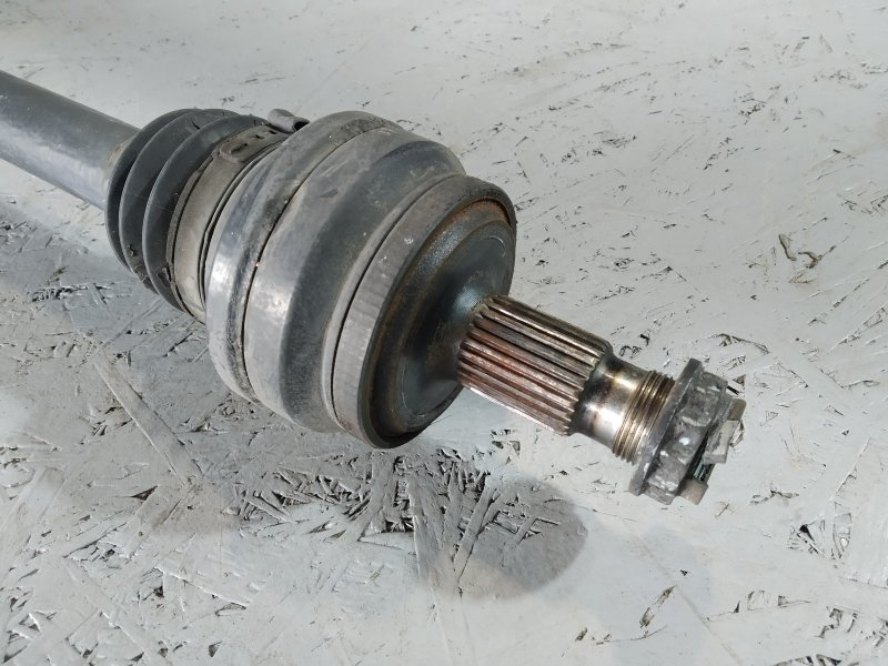 полуось, 1425 рублей, Санкт-Петербург