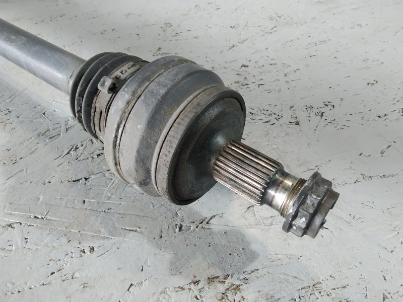 полуось, 1425 рублей, Санкт-Петербург