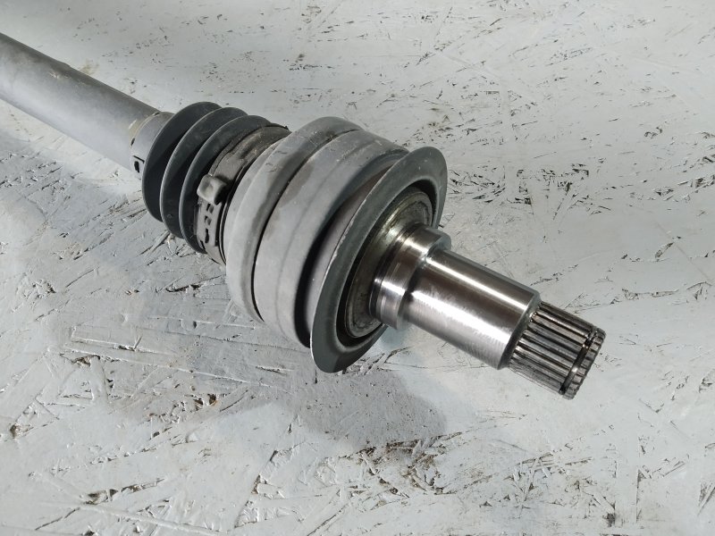 полуось, 1425 рублей, Санкт-Петербург