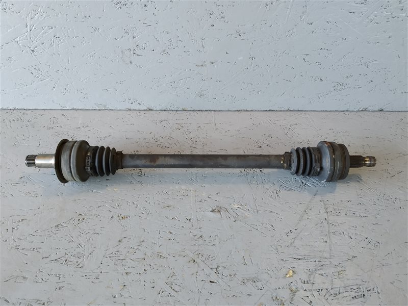 полуось, 1425 рублей, Санкт-Петербург