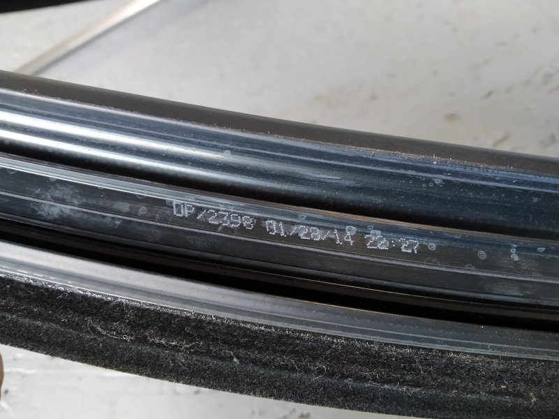 направляющая стекла, 940 рублей, Санкт-Петербург