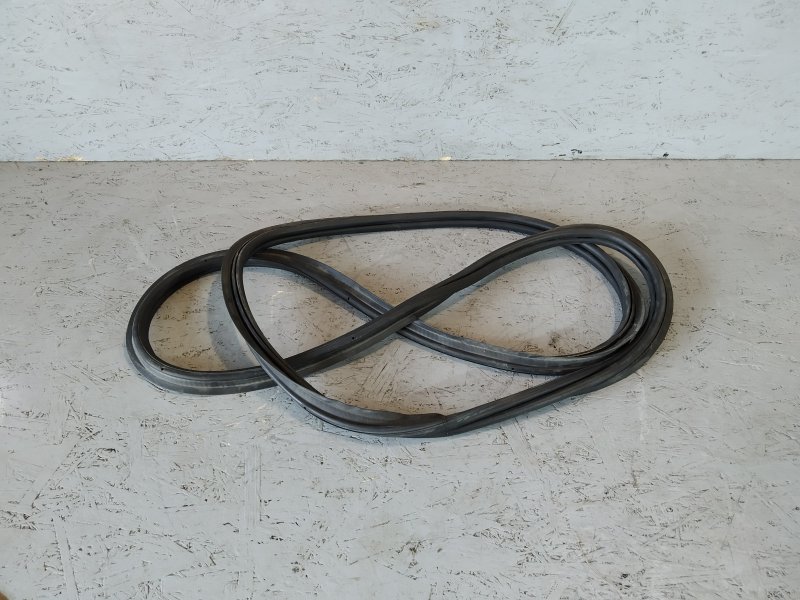 уплотнитель багажника, 530 рублей, Санкт-Петербург