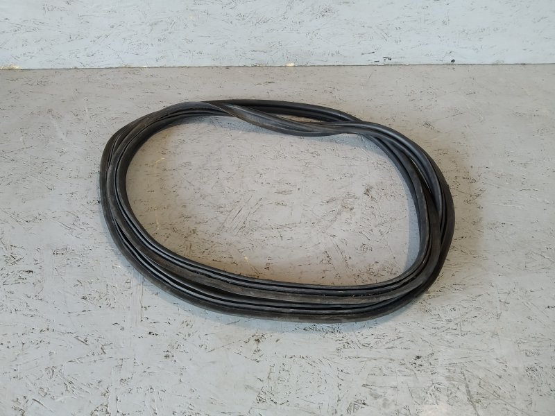 уплотнитель багажника, 530 рублей, Санкт-Петербург