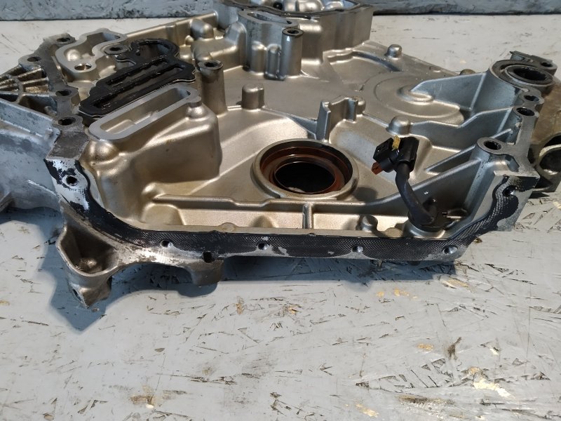 крышка двигателя, 2015 рублей, Санкт-Петербург