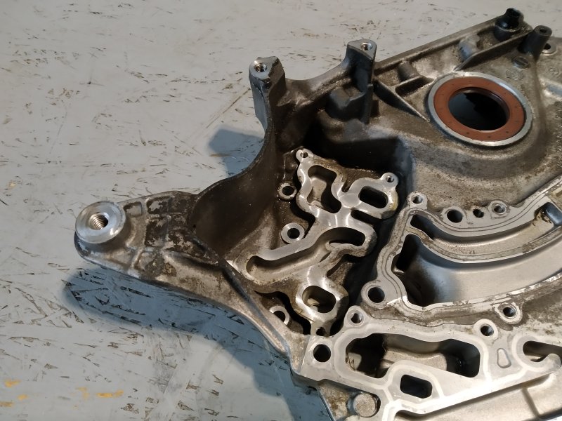 крышка двигателя, 2015 рублей, Санкт-Петербург