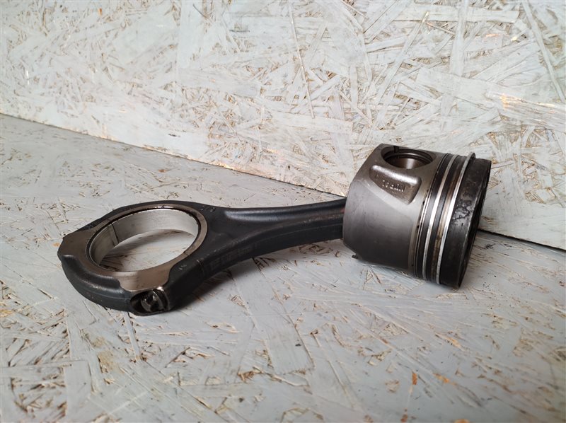 поршень с шатуном, 3920 рублей, Санкт-Петербург