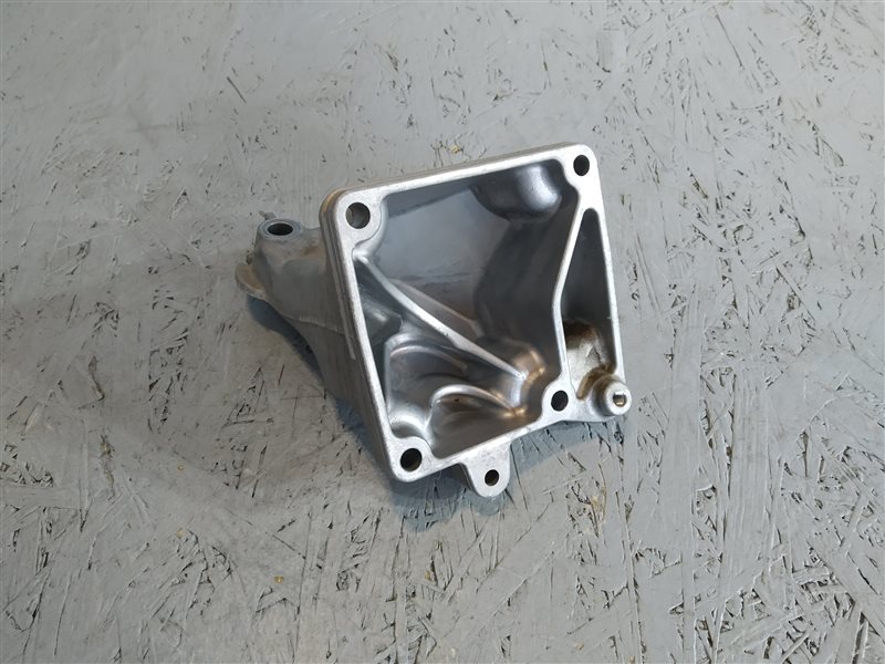 кронштейн двигателя, 535 рублей, Санкт-Петербург