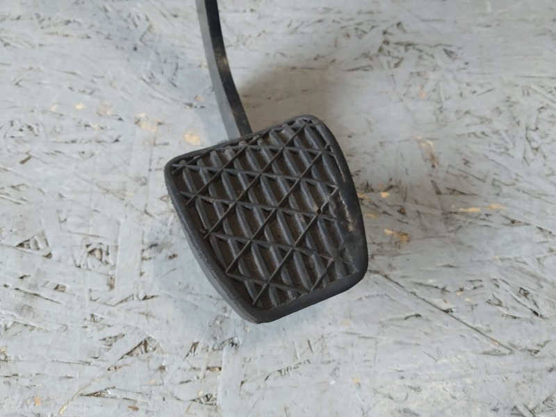 педаль тормоза, 860 рублей, Санкт-Петербург