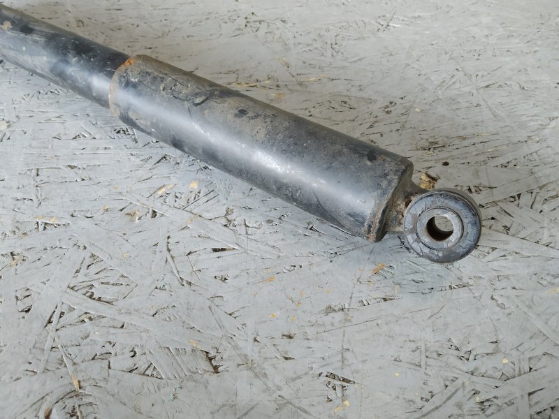 амортизатор, 1685 рублей, Санкт-Петербург