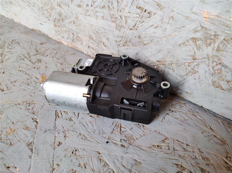 моторчик люка, 3335 рублей, Санкт-Петербург