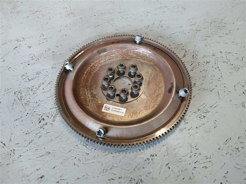 маховик, 1300 рублей, Санкт-Петербург