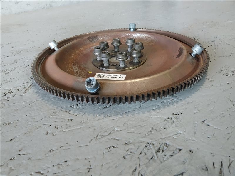 маховик, 1300 рублей, Санкт-Петербург