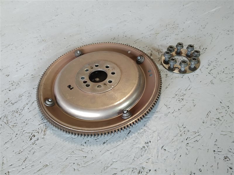 маховик, 1300 рублей, Санкт-Петербург