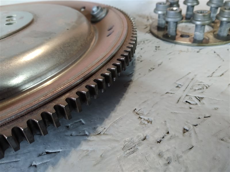 маховик, 1300 рублей, Санкт-Петербург