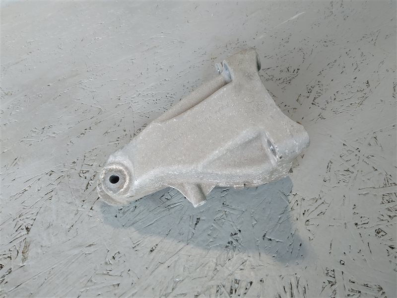 кронштейн двигателя, 1010 рублей, Санкт-Петербург