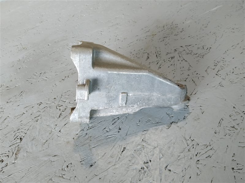 кронштейн двигателя, 1010 рублей, Санкт-Петербург