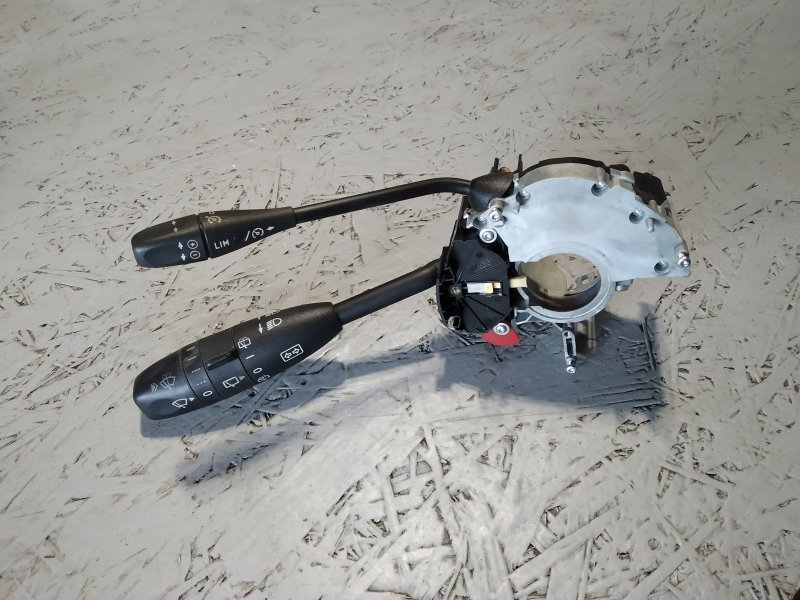 подрулевой переключатель, 900 рублей, Санкт-Петербург