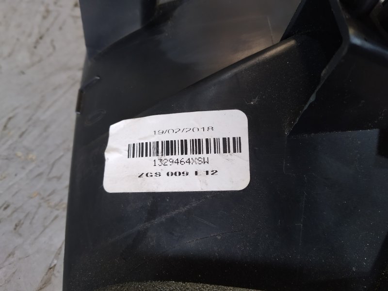 Накладка на торпедо, 1050 рублей, Санкт-Петербург