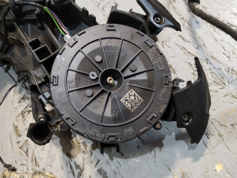 механизм зеркала, 1860 рублей, Санкт-Петербург