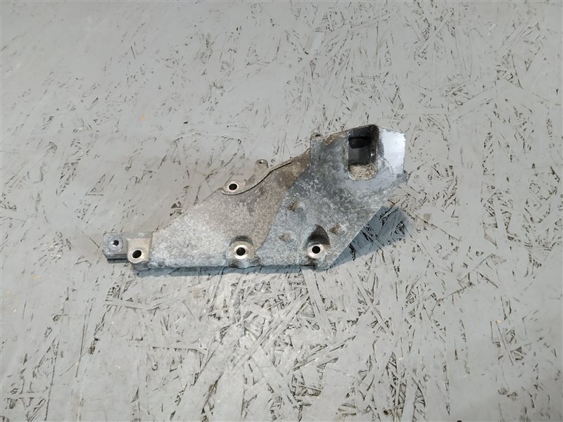 кронштейн двигателя, 1045 рублей, Санкт-Петербург