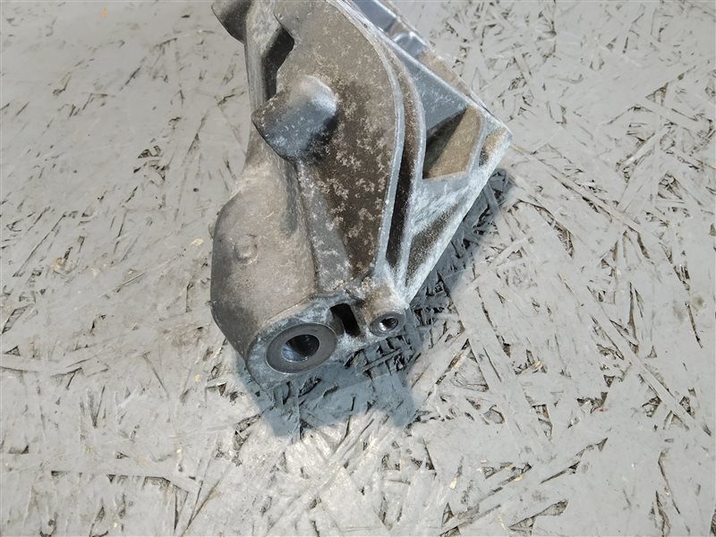 кронштейн двигателя, 1045 рублей, Санкт-Петербург