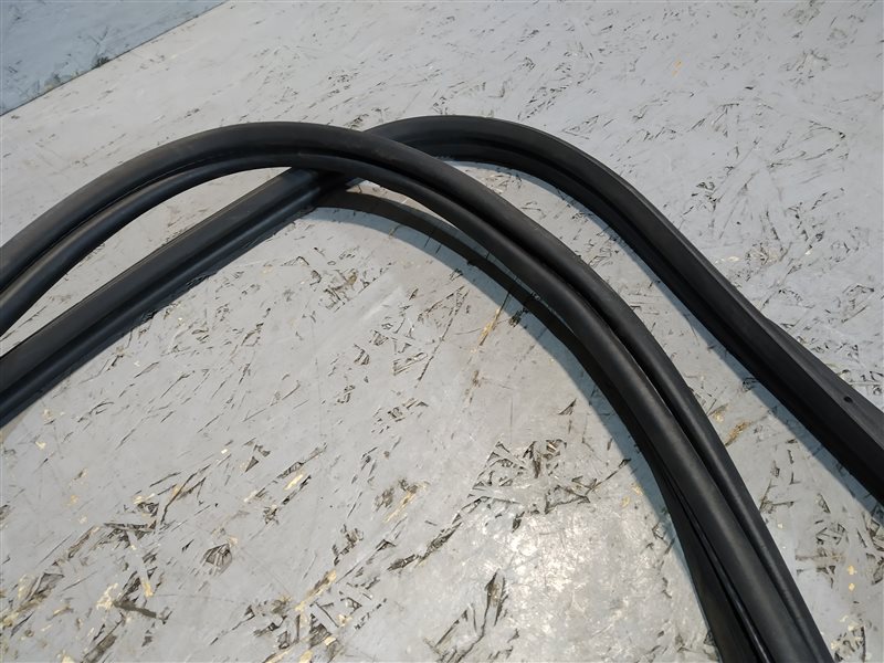 уплотнитель багажника, 540 рублей, Санкт-Петербург