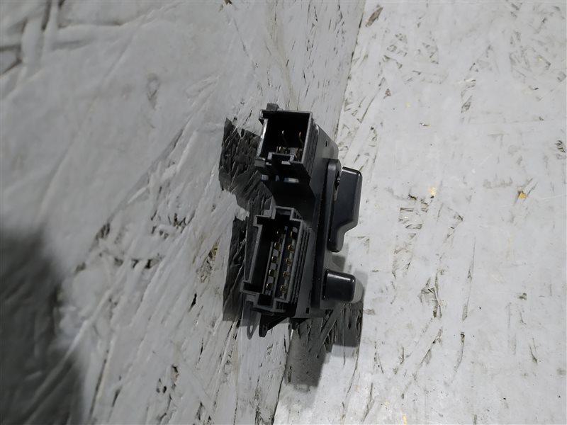 кнопки управления сиденьем, 1380 рублей, Санкт-Петербург