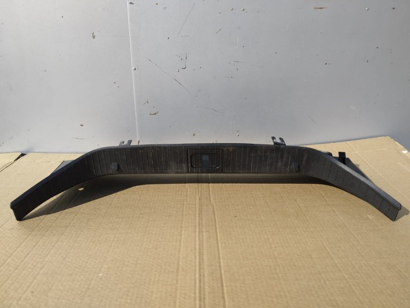 накладка багажника, 2725 рублей, Санкт-Петербург