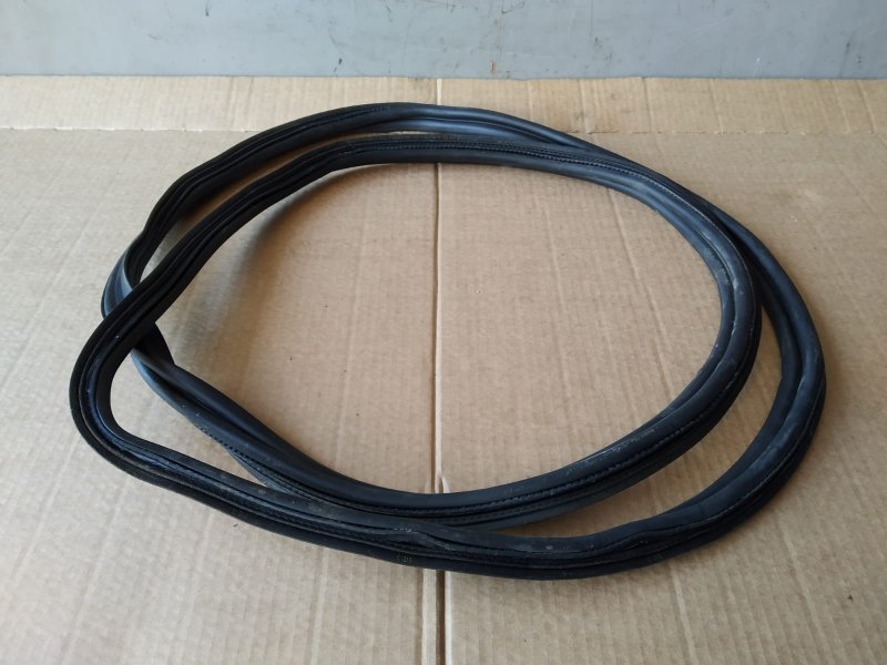 уплотнитель багажника, 1050 рублей, Санкт-Петербург