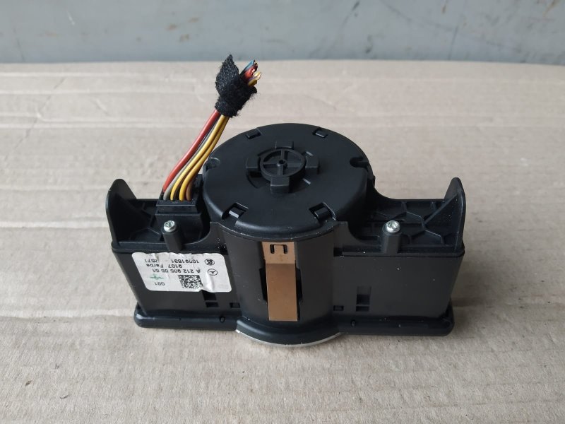 переключатель света, 1050 рублей, Санкт-Петербург