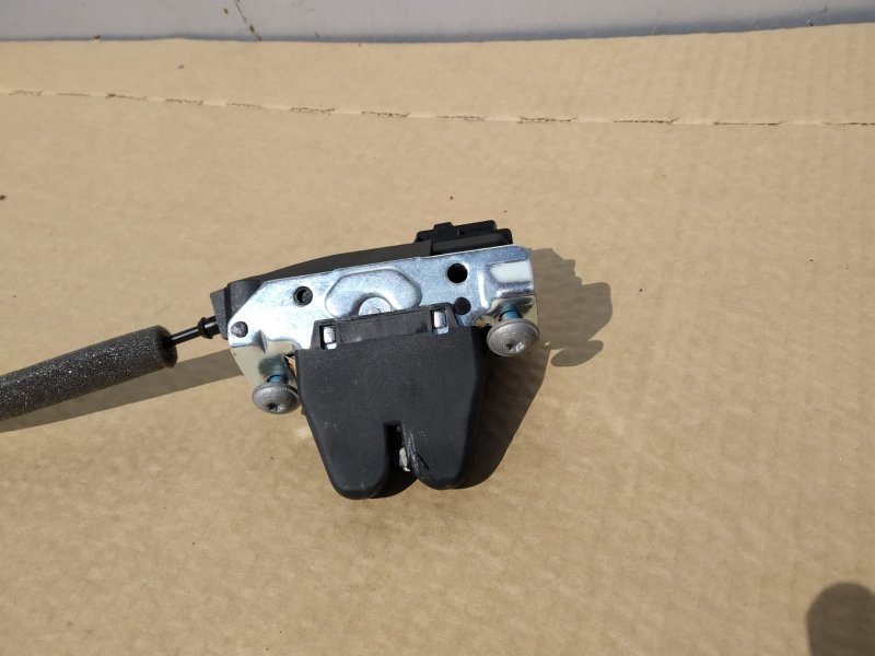 замок багажника, 1465 рублей, Санкт-Петербург