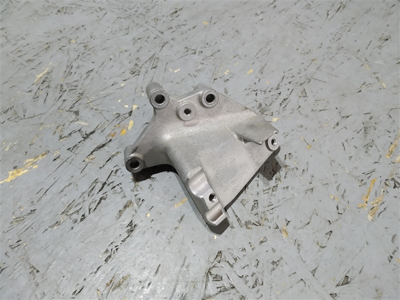 кронштейн, 545 рублей, Санкт-Петербург