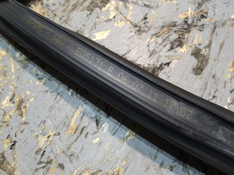 направляющая стекла, 1375 рублей, Санкт-Петербург