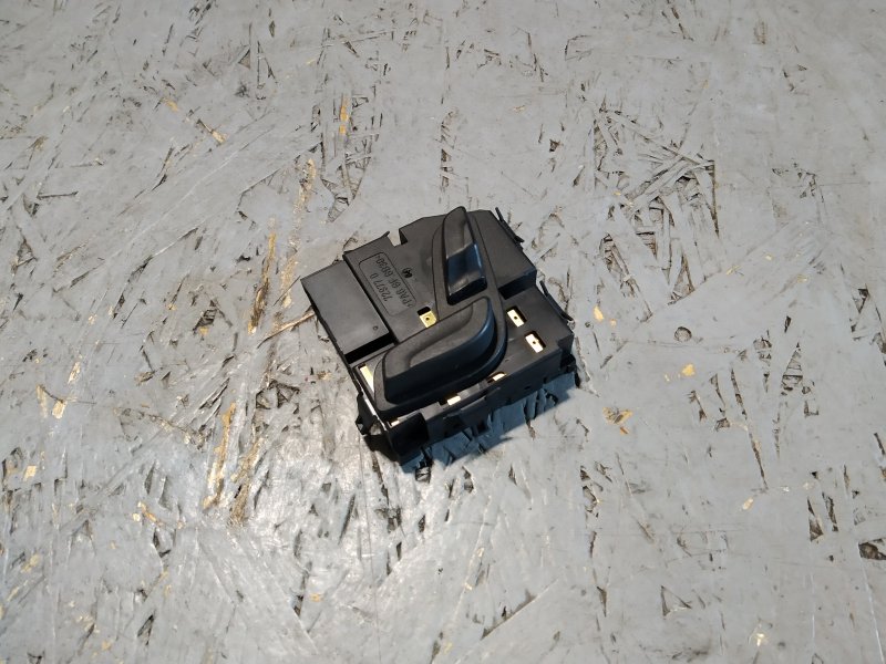 кнопки управления сиденьем, 1650 рублей, Санкт-Петербург