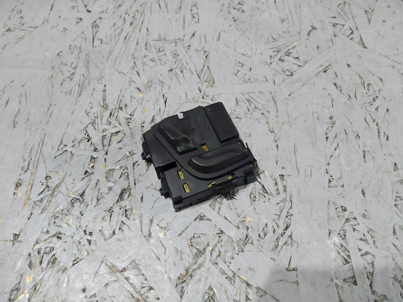 кнопки управления сиденьем, 735 рублей, Санкт-Петербург