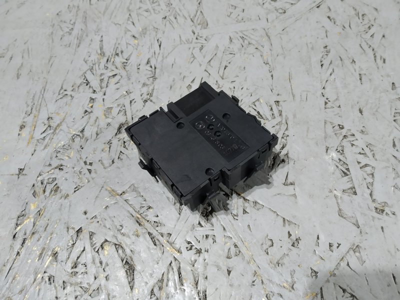 кнопки управления сиденьем, 735 рублей, Санкт-Петербург