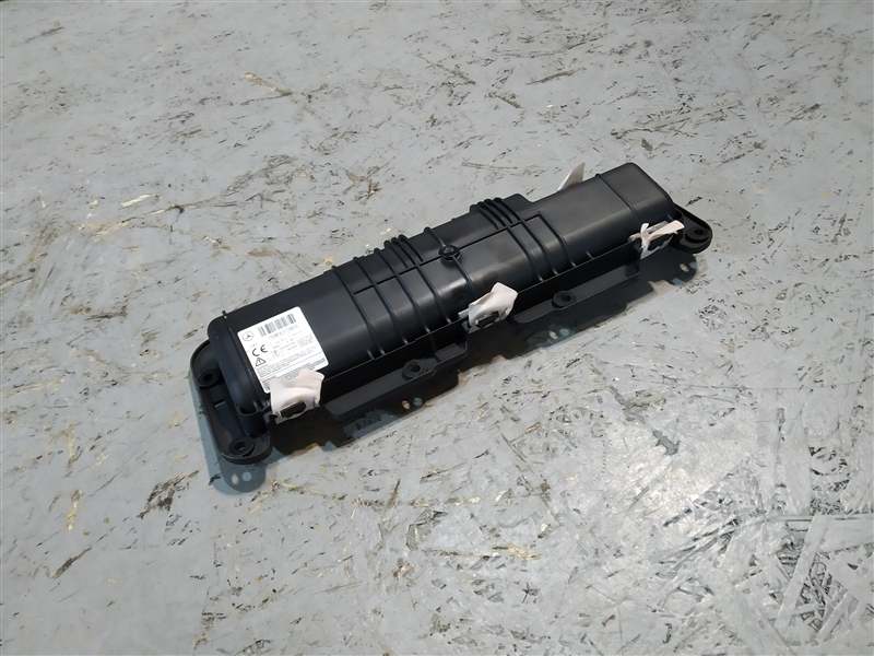 подушка безопасности коленная, 2900 рублей, Санкт-Петербург