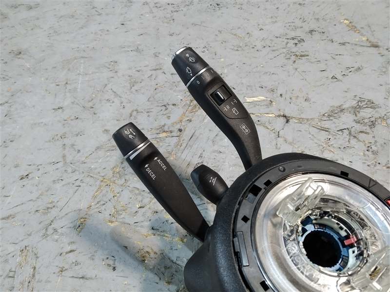 подрулевой переключатель, 10355 рублей, Санкт-Петербург