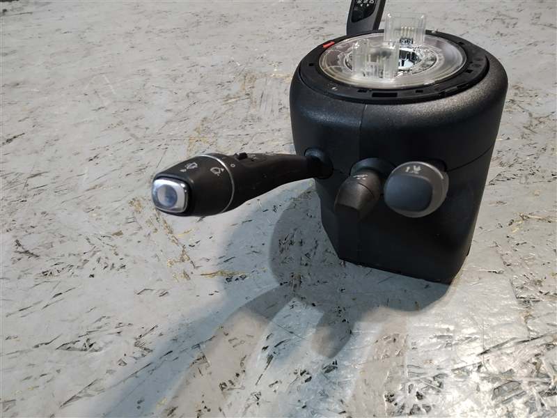 подрулевой переключатель, 10355 рублей, Санкт-Петербург