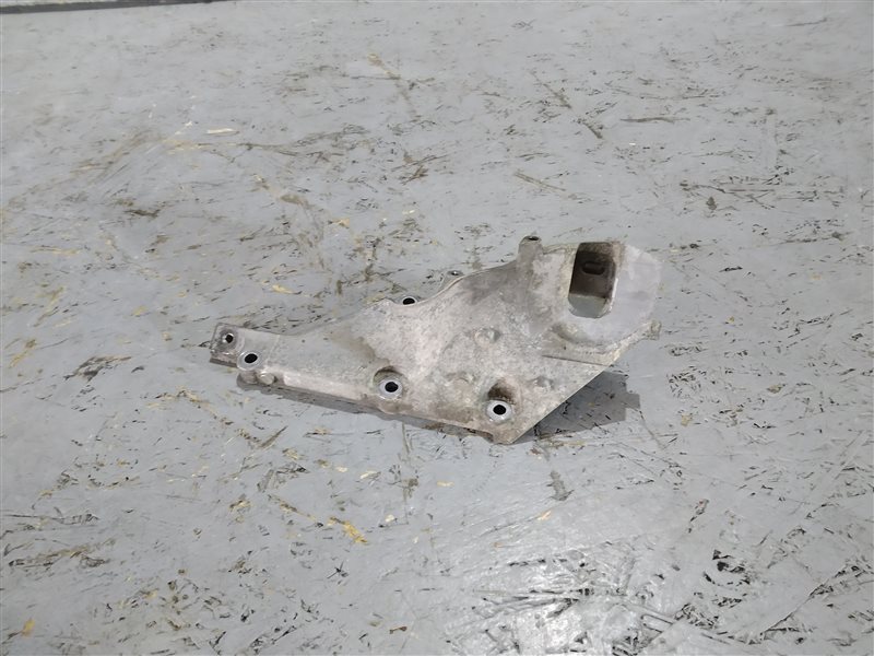 кронштейн двигателя, 1235 рублей, Санкт-Петербург