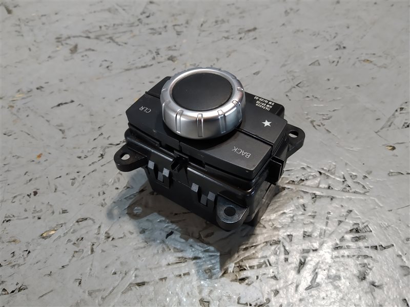 джойстик, 3135 рублей, Санкт-Петербург