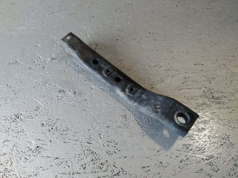 Кронштейн подрамника, 1120 рублей, Санкт-Петербург