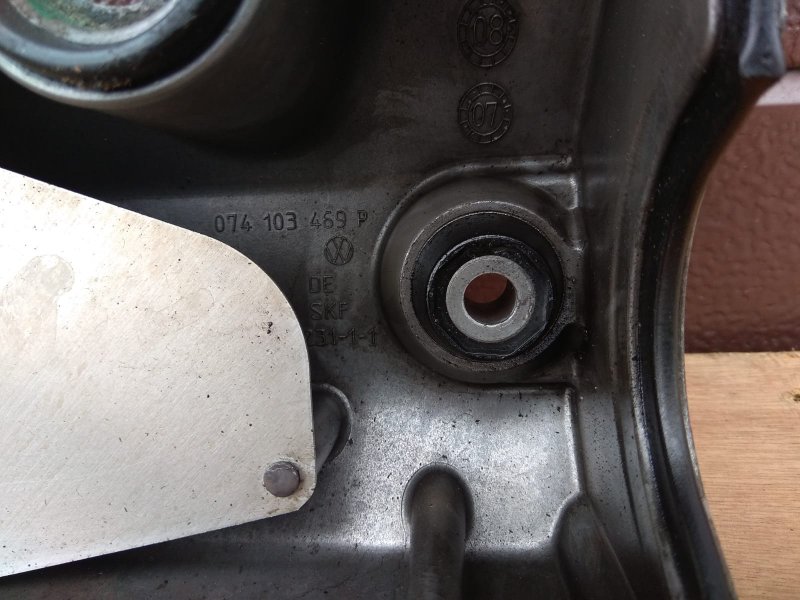 клапанная крышка, 3705 рублей, Санкт-Петербург