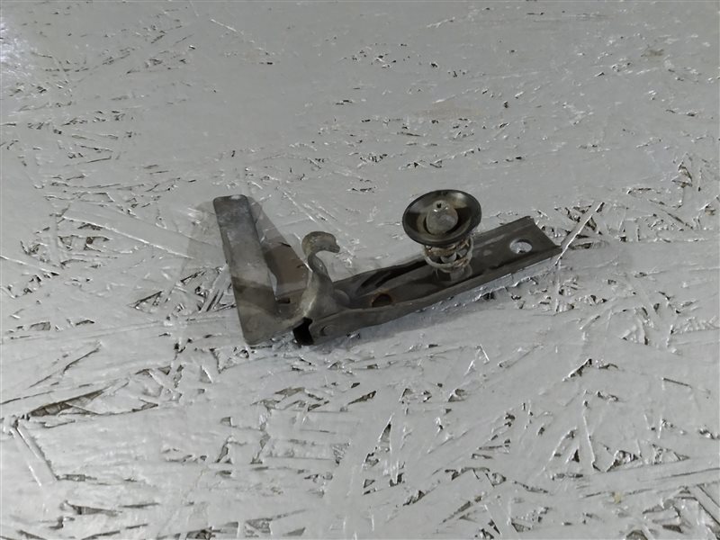 замок капота, 900 рублей, Санкт-Петербург