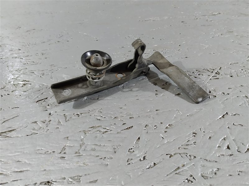 замок капота, 900 рублей, Санкт-Петербург