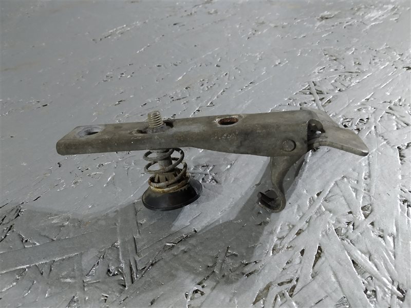 замок капота, 900 рублей, Санкт-Петербург