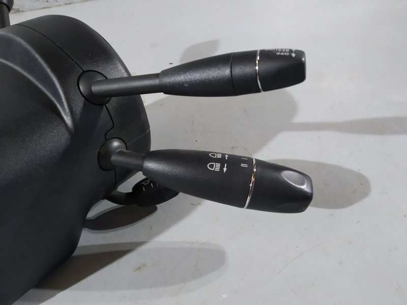 подрулевой переключатель, 8570 рублей, Санкт-Петербург