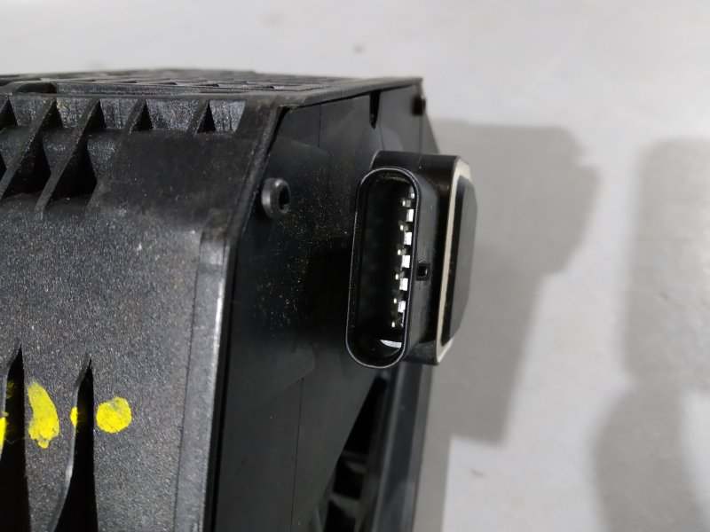 педаль газа, 1450 рублей, Санкт-Петербург